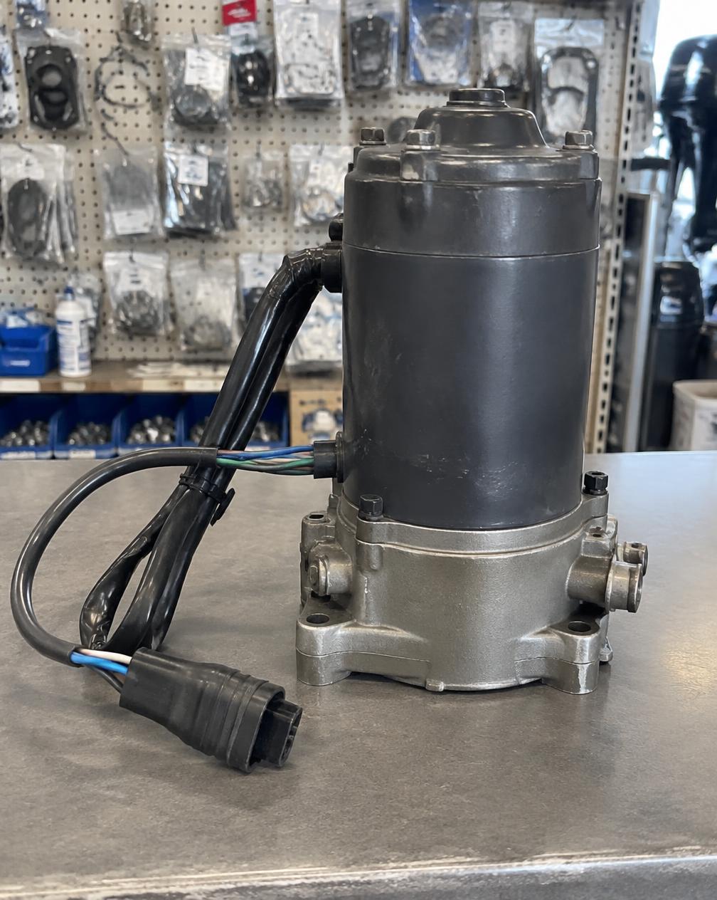 Mercury Power trim and tilt motor